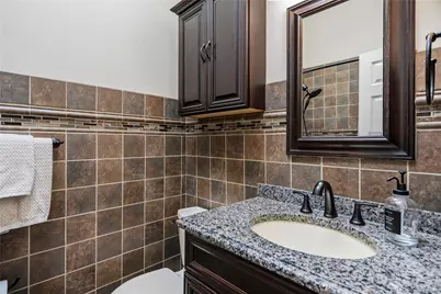 18 Ithaca Street, Lindenhurst, NY 11757 - Photo 25