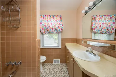 6 Irving Avenue, Poughkeepsie, NY 12601 - Photo 13