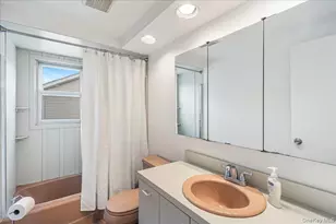 38 7th St, New Hyde Park, NY 11040 - Photo 21