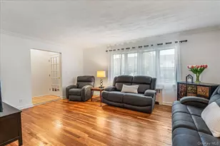38 7th St, New Hyde Park, NY 11040 - Photo 5