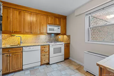 70-31 108th Street #3G, Forest Hills, NY 11375 - Photo 11
