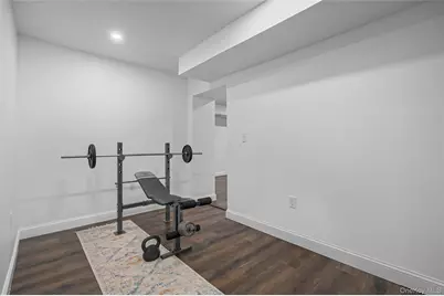 630 Wall St, West Hempstead, NY 11552 - Photo 43