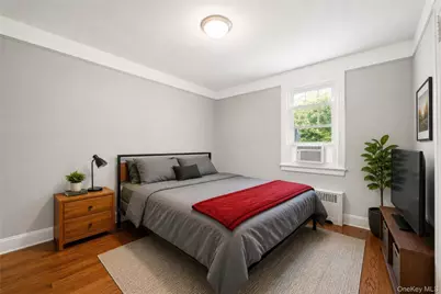 137 Morsemere Terrace #1, Yonkers, NY 10703 - Photo 7