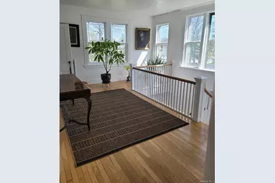 129 Hilton Avenue, Hempstead, NY 11550 - Photo 5