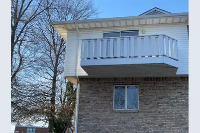11 Claire Court, West Babylon, NY 11704 - Photo 3