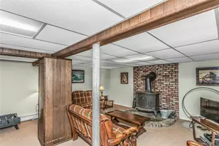 604 Center Briarwood Ave, West Islip, NY 11795 - Photo 21