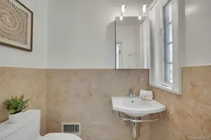 100 Walworth Ave, Scarsdale, NY 10583 - Photo 15
