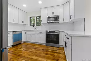 56 McArthur Ln, Smithtown, NY 11787 - Photo 7