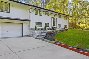 56 McArthur Ln, Smithtown, NY 11787 - Photo 5