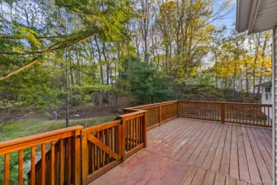 56 McArthur Lane, Smithtown, NY 11787 - Photo 3