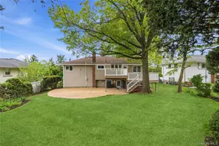 183 N Marginal Rd, Jericho, NY 11753 - Photo 25
