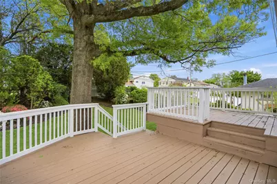 183 N Marginal Road, Jericho, NY 11753 - Photo 27