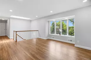 183 N Marginal Rd, Jericho, NY 11753 - Photo 7