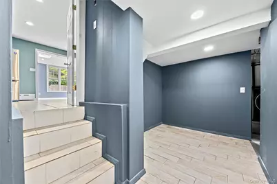 44 Bruce Lane, Westbury, NY 11590 - Photo 27