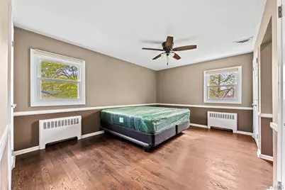 44 Bruce Lane, Westbury, NY 11590 - Photo 15