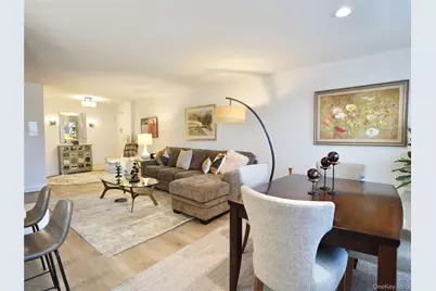 50 Hillpark Avenue #3E, Great Neck, NY 11021 - Photo 5