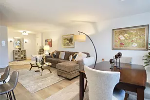 50 Hill Park Ave, Great Neck, NY 11021 - Photo 5