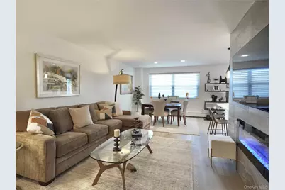 50 Hillpark Avenue #3E, Great Neck, NY 11021 - Photo 3