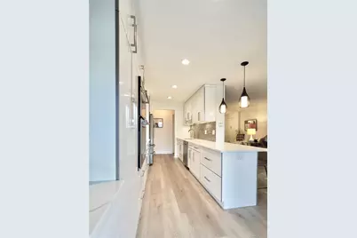 50 Hillpark Avenue #3E, Great Neck, NY 11021 - Photo 19