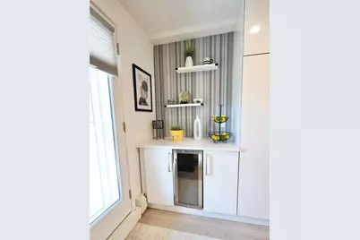 50 Hillpark Avenue #3E, Great Neck, NY 11021 - Photo 25