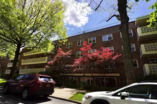 50 Hill Park Ave, Great Neck, NY 11021 - Photo 43