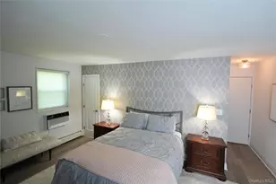 50 Hill Park Ave, Great Neck, NY 11021 - Photo 29