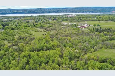124 Cherrywood Drive, Fishkill, NY 12524 - Photo 35
