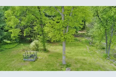 124 Cherrywood Drive, Fishkill, NY 12524 - Photo 33