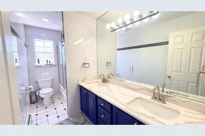 3 Mercedes Court, Patchogue, NY 11772 - Photo 13
