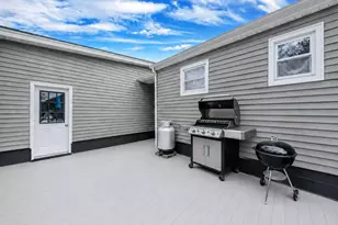 19 Cypress Ln, Shirley, NY 11967 - Photo 19