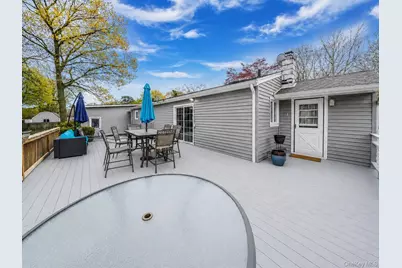 19 Cypress Lane, Shirley, NY 11967 - Photo 17