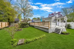 19 Cypress Ln, Shirley, NY 11967 - Photo 21