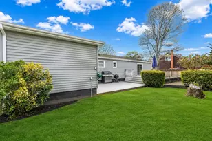 19 Cypress Ln, Shirley, NY 11967 - Photo 23