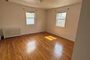 206-19 Richland Ave, Oakland Gardens, NY 11364 - Photo 15