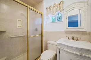 5 Old Landers Ct, Smithtown, NY 11787 - Photo 33