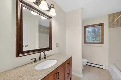 12 Hillside Drive, Marlboro, NY 12542 - Photo 21