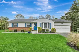 59 Homewood Dr, Hampton Bays, NY 11946 - Photo 9