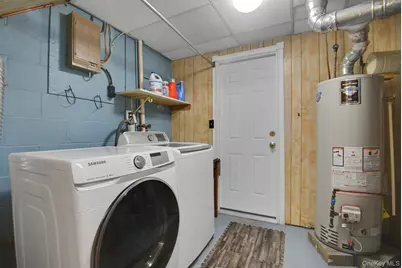 3296 Stony Street, Mohegan Lake, NY 10547 - Photo 33