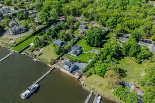 53 Old Neck Rd S, Center Moriches, NY 11934 - Photo 45