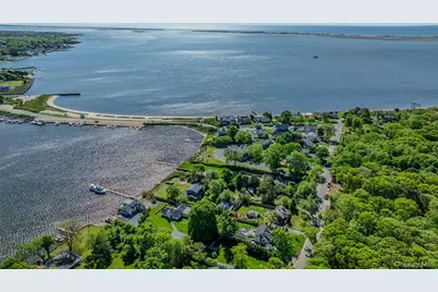 53 Old Neck Road S, Center Moriches, NY 11934 - Photo 43