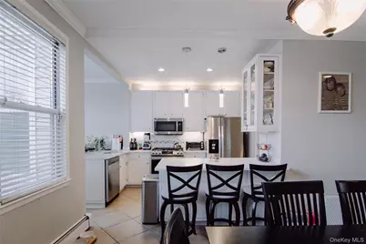 2315 Fish Avenue, Bronx, NY 10469 - Photo 11