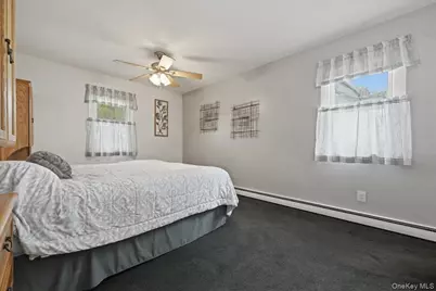 258 Oakland Avenue, Miller Place, NY 11764 - Photo 15