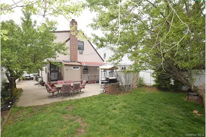 8217 263rd Street, Glen Oaks, NY 11004 - Photo 29
