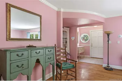 9 Townsend Road, Glen Cove, NY 11542 - Photo 7