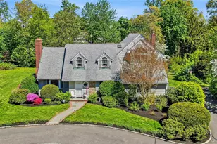 9 Townsend Rd, Glen Cove, NY 11542 - Photo 43