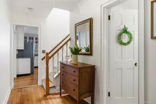 9 Townsend Rd, Glen Cove, NY 11542 - Photo 27