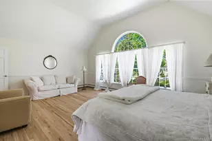 9 Townsend Rd, Glen Cove, NY 11542 - Photo 31