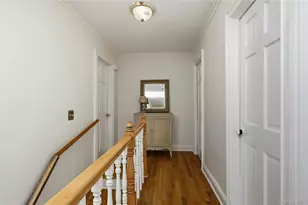 9 Townsend Rd, Glen Cove, NY 11542 - Photo 37