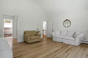 9 Townsend Rd, Glen Cove, NY 11542 - Photo 29