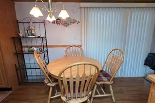 37 Hubbard Ave, Riverhead, NY 11901 - Photo 7